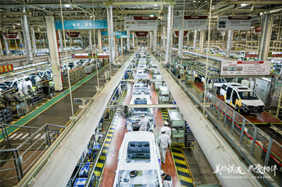 走進(jìn)廣汽傳祺智造工廠 揭秘EMPOW55的制造與銷(xiāo)售新篇章